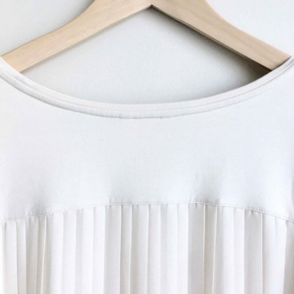 Club Monaco Kassandra Accordion Blouse - Picture 5 of 6